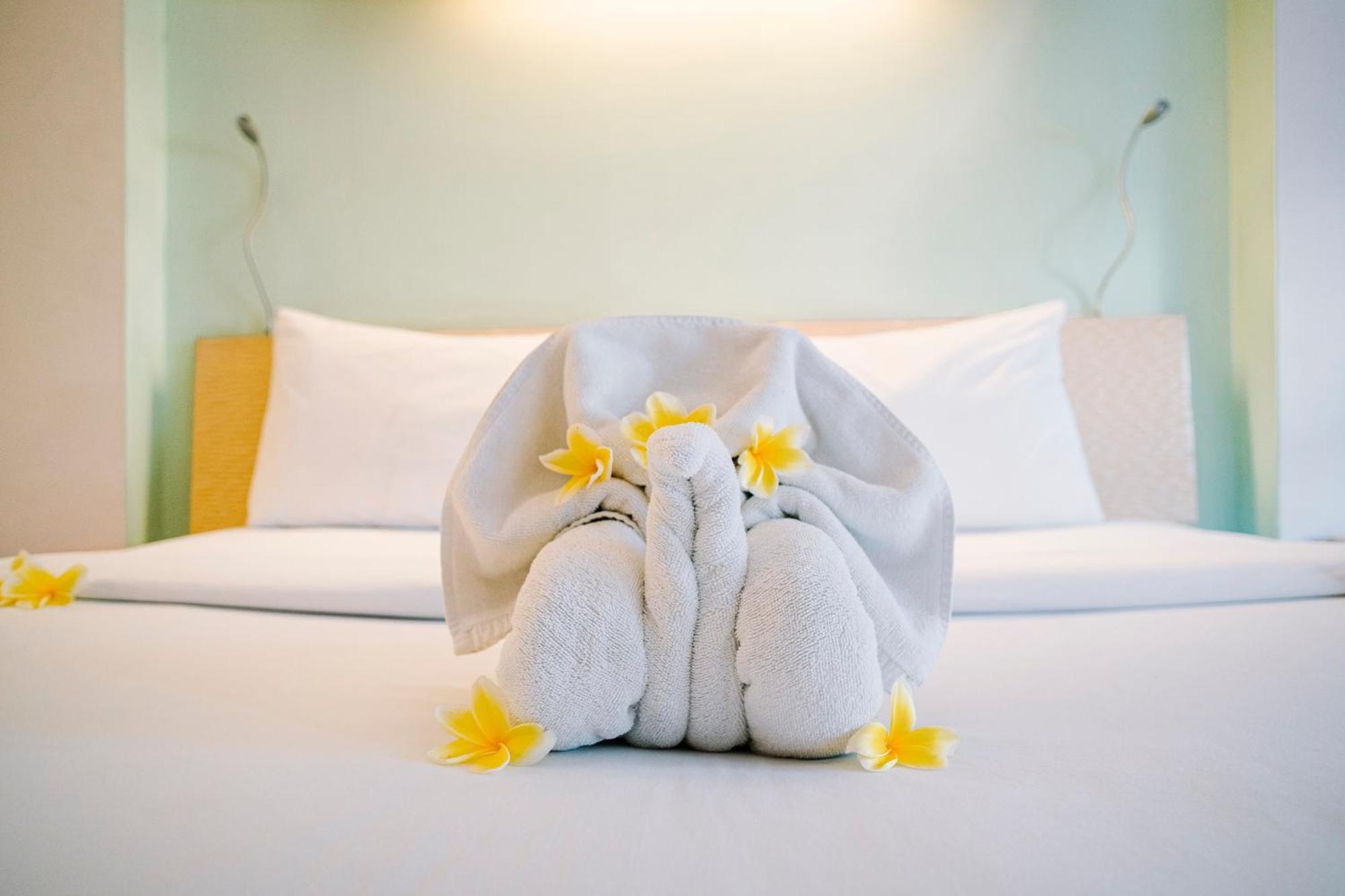 Harris Hotel & Residences Riverview Kuta, Bali Kuta Lombok Kültér fotó
